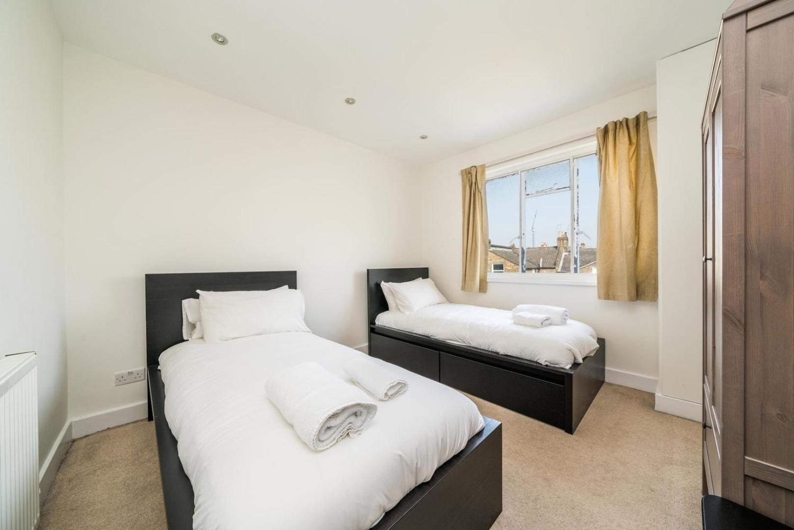 New 2Bd Flat Heart Of Battersea - Close To Station London Exterior foto